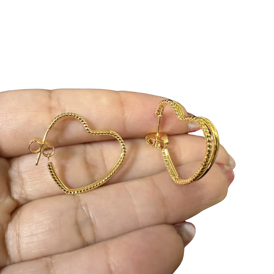 Brinco argola coração dois fios torcidos Premium